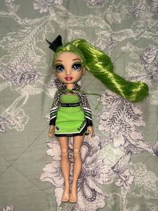 Rainbow High Cheer Doll - Jade Hunter
