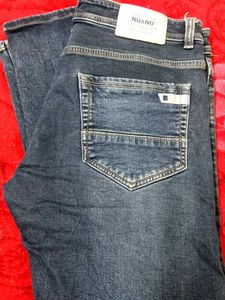 Stylish Blue Jeans 32 New Condition