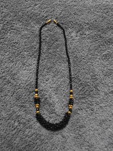 Black & Gold Beaded Necklace