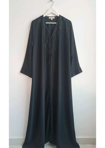 black abaya ( burkha)