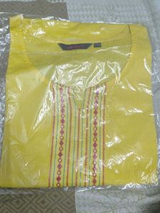 Srishti Yellow Embroidered Kurta