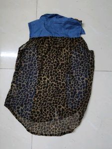 💢SALE💢 Denim And Cheetah Print Top