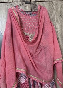 Elegant Pink Kurta Set
