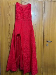 this is beautiful ethinic gown for women