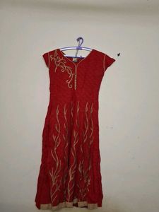 Elegant Red Embroidered Kurta