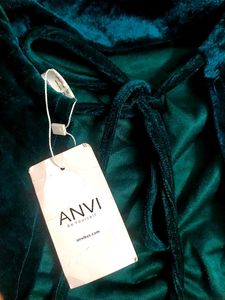 Elegant velvet one thread corset top