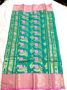 Jamdani Saree