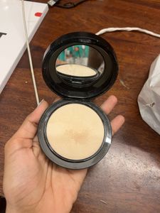 Mac Mineralize Skin Finish
