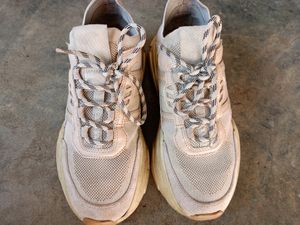 H&M Sneaker