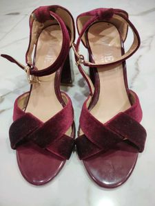Mode By Red Tape Landon Block Heel Sandals