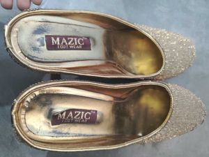 Golden Used Heels
