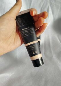 Nc30 Foundation Tint + Primer