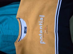 Stylish Two-Tone Sweatshirt