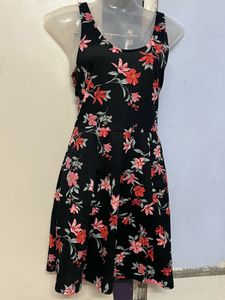 Divide H&amp;M Branded Floral Print Dress