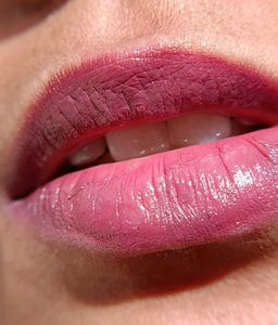 Lakme Priming Matte Lipstick 9 To 5