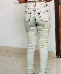 Branded Full Ripped Jeans For Woman