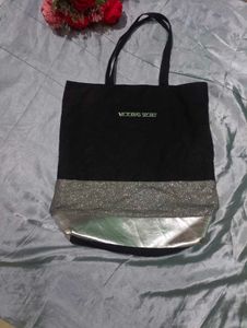 Victoria&#39;s Secret Tote Bag