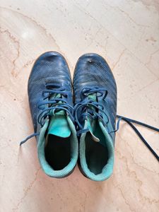 Decathlon UK5 Football Shoes
