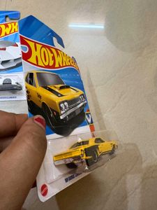Hot Wheels Lamborghini &amp; &#39;69 Dodge