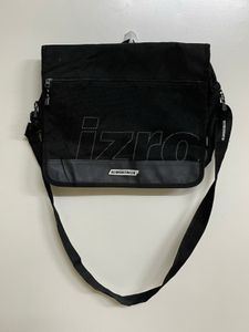 IZRO Sling Bag / Laptop Ba