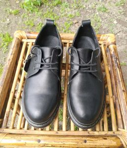 Caliber Black Martin Lace-Up Ankle Boots