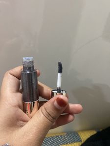 Iconic London Glaze Crayon onyx shade