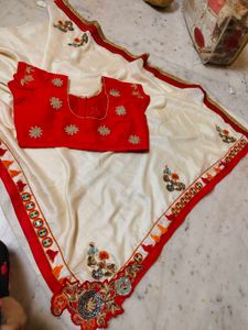 beutiful saree with blouse 💖