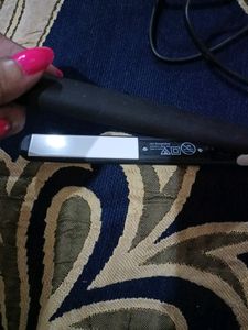 Orbit Hair Straightener