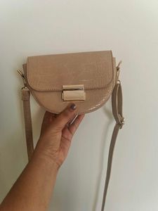 Crocodile Embossed Crossbody Bag