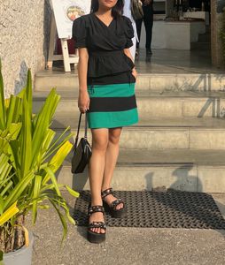 Ae Green Skirt With Black Stripes