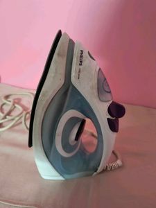 Philips Steam Iron GC1905/21