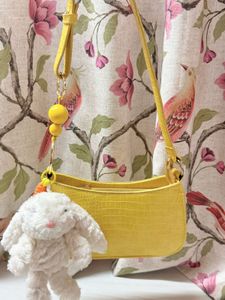 Korean Shoulder Bag 🌼