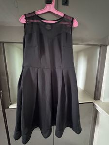 Chic Black Dress