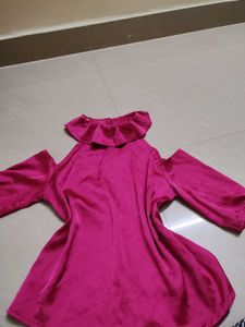 Off Soulder Coller Top
