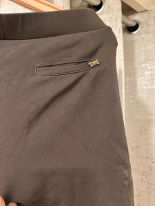 New Olive Green Cropped Leggings, Waist- 32