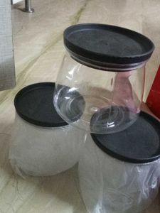 3 Sir Tight Container