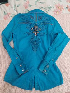2000&#39;s Embroidered Button-Down Top