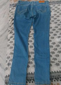 Light Wash Denim Jeans