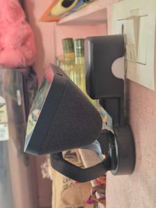 Amazon Echo Show 5 (2nd Generation) like new