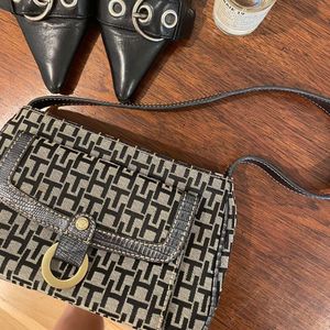 Authentic Tommy Hilfigr Bag