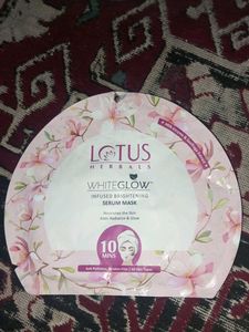 Lotus Herbal White Glow Serum Mask