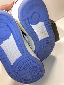 Nike Air Resolution Sneakers
