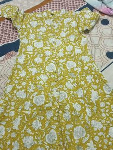 A Line Collar Neck Kurta M Size