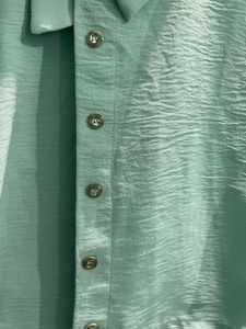 Crop Shirt