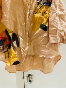KOREAN BRAND LINEN SHIRT IN L