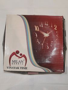 Wall Clock &amp; Decor ⏰️