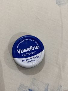 Vaseline Lip Therapy
