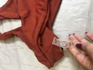 Ribbed One-Shoulder Bikini Top