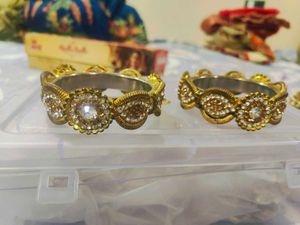 Set Of __2bangles