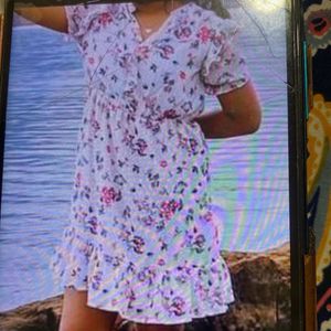 Fit &amp; Flare Leaf Short Sleeve V Neck Mini Dress